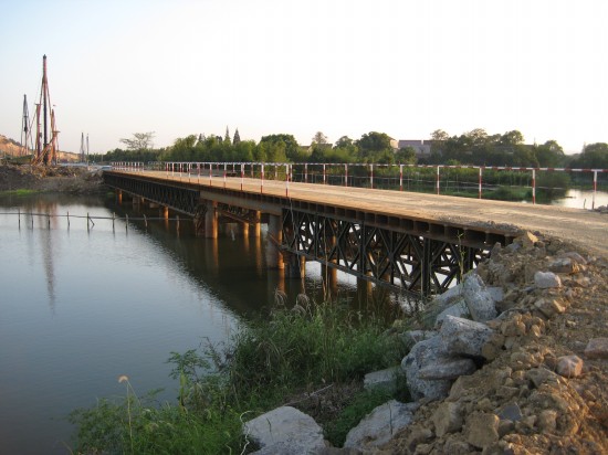 中铁24局宁杭客运一分部钢便桥工程