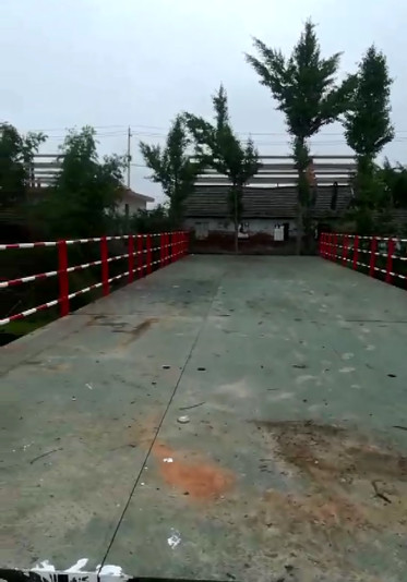 中铁十一局盐通铁路钢便桥工程